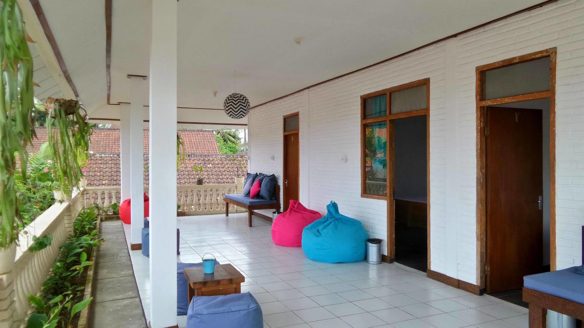 Hostel Friendly House Bali Ubud Exterior foto